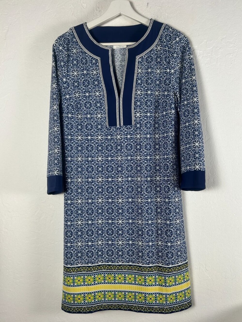 Cabana Life x Talbots Womens Embroidered Tunic Shift Dress Medium Blue Mosaic
